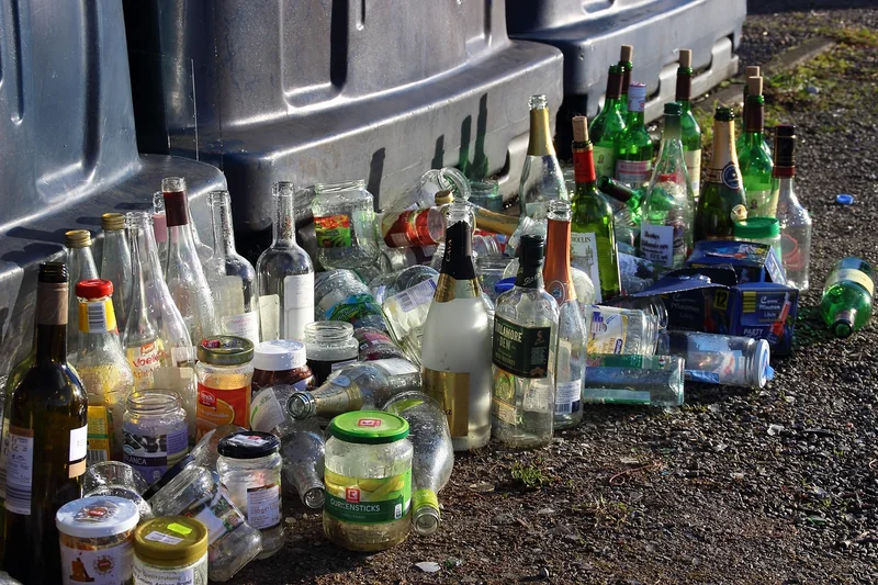 Rangement et organisation avec des objets recyclés